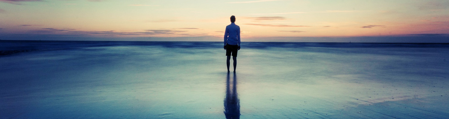 16561-alone-at-the-beach-1920×1200-photography-wallpaper
